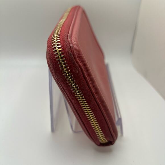 Prada pink Saffiano Leather Zippy Wallet - Picture 3 of 8